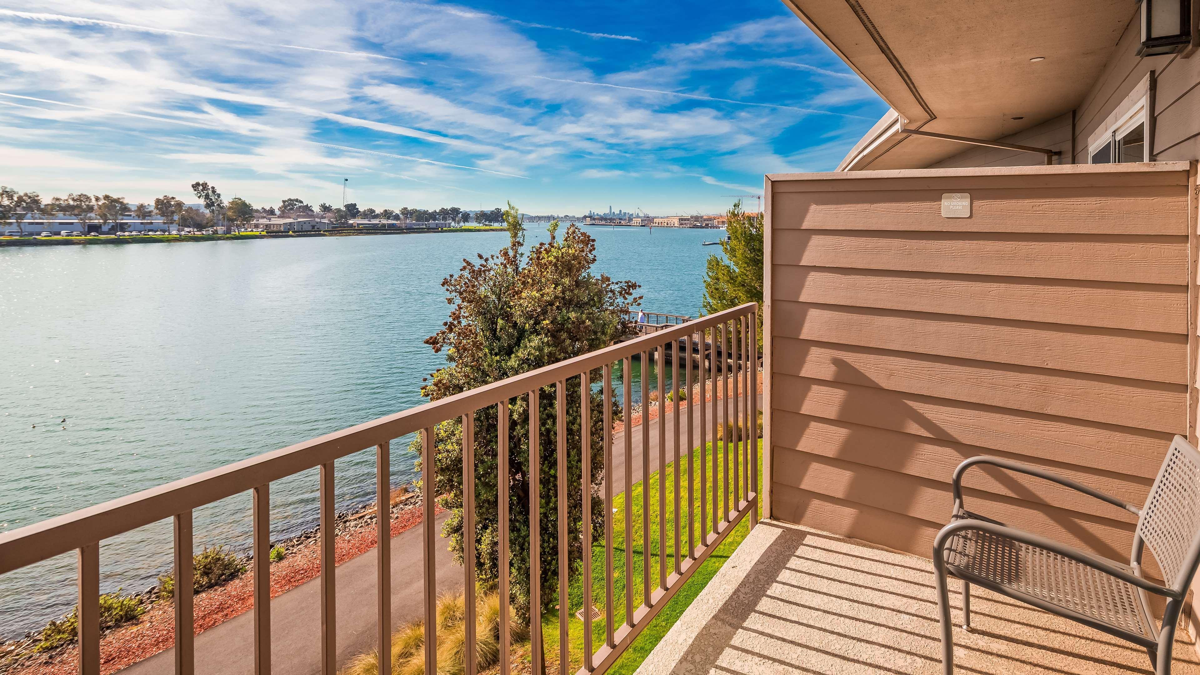 Best Western Plus Bayside Hotel Oakland Exterior foto